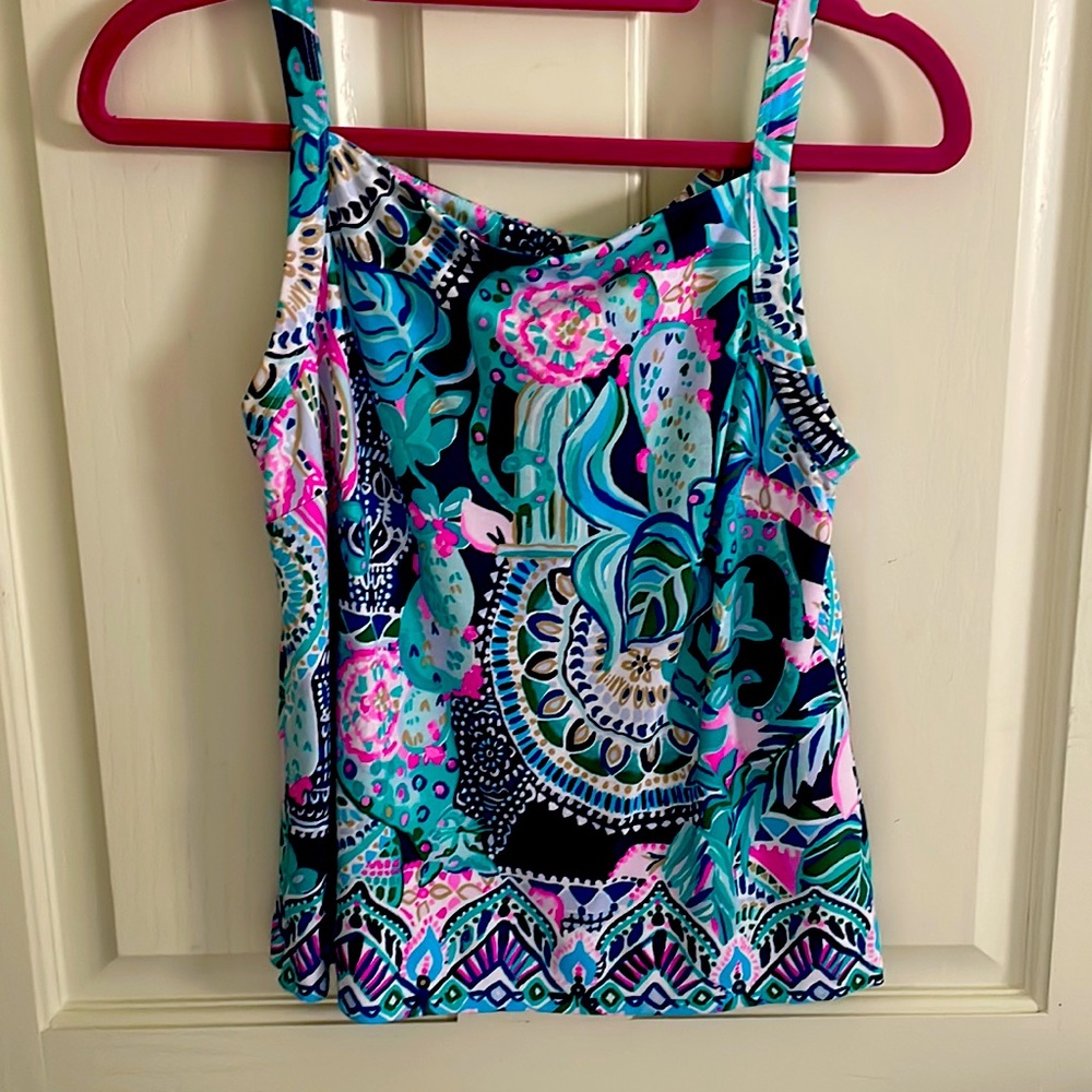 Lilly Pulitzer top with matching scrunchie